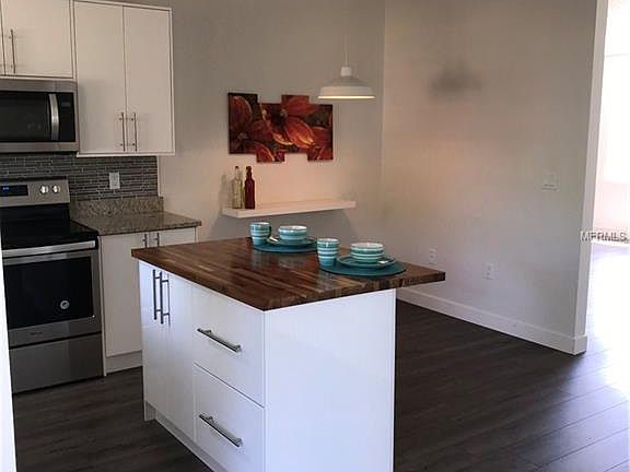4th image of 2497 22nd St