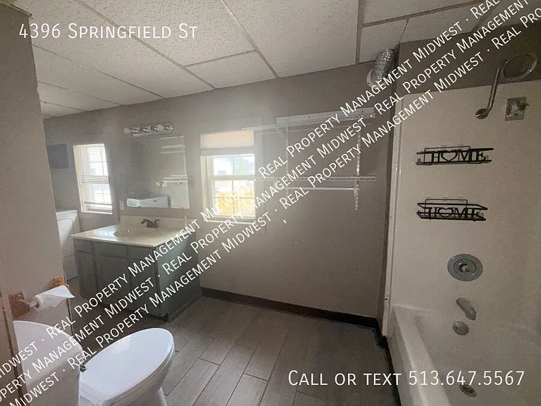 4396 Springfield St — Photo 14