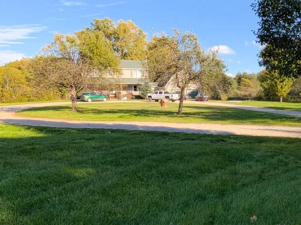3918 N Cemetery Rd, Cass City, MI 48726