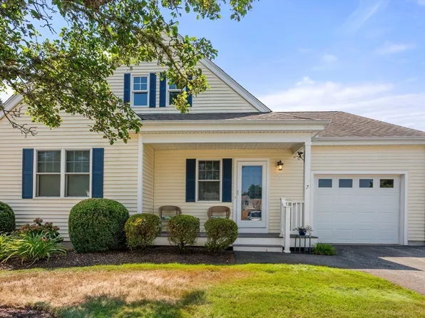 7 Bisbee Dr Unit 7, Rochester, MA 02770