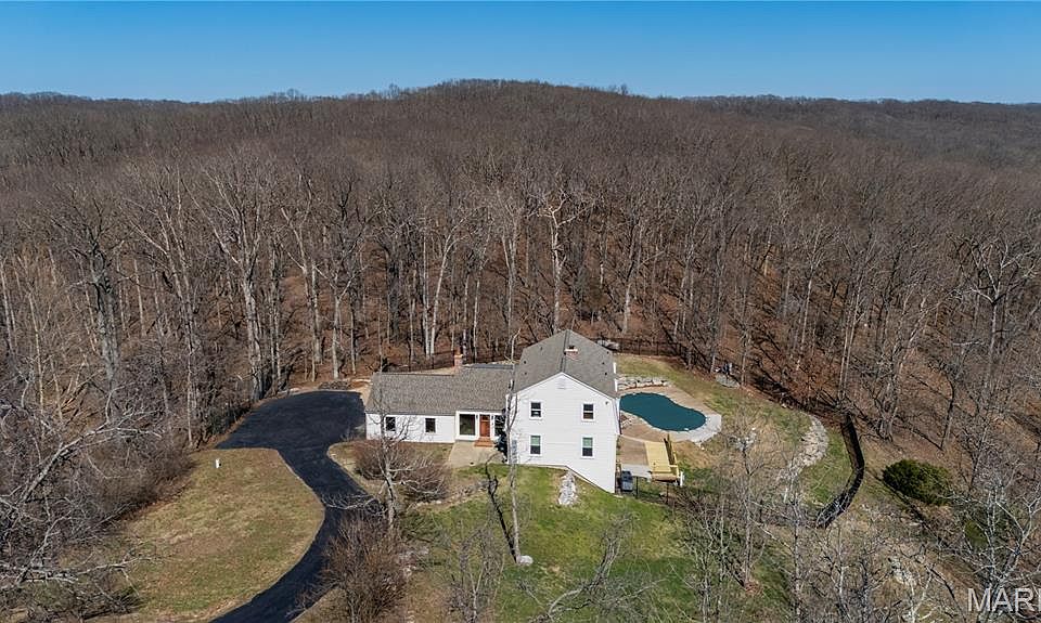 1st image of 4600 Cliff Forest Dr