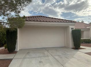 8749 Sundial Dr, Las Vegas, NV 89134