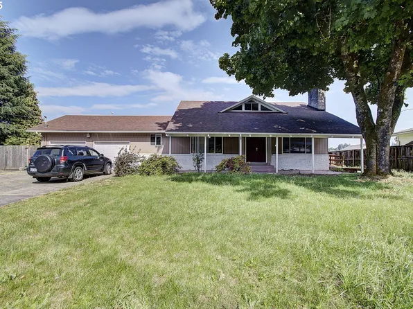 8400 Cason Rd, Gladstone, OR 97027