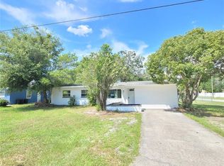 8 Flamevine Ln, Debary, FL 32713