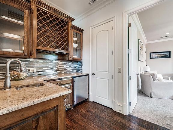 3rd image of 1560 Whispering Meadows Way