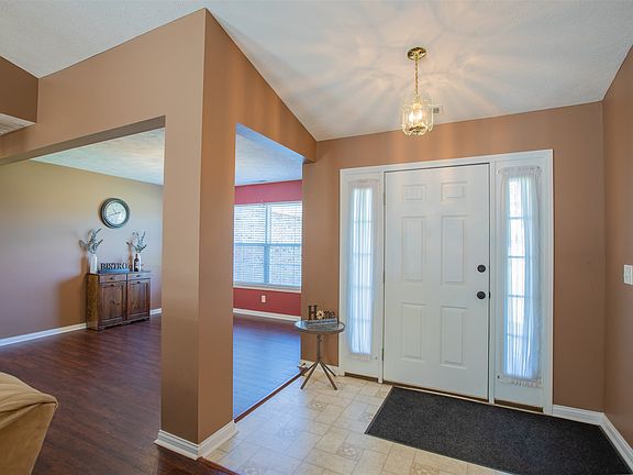 2nd image of 4542 Lincoln Pointe Dr