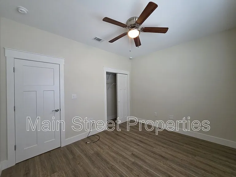 2289 Dog Track Rd #B — Photo 16