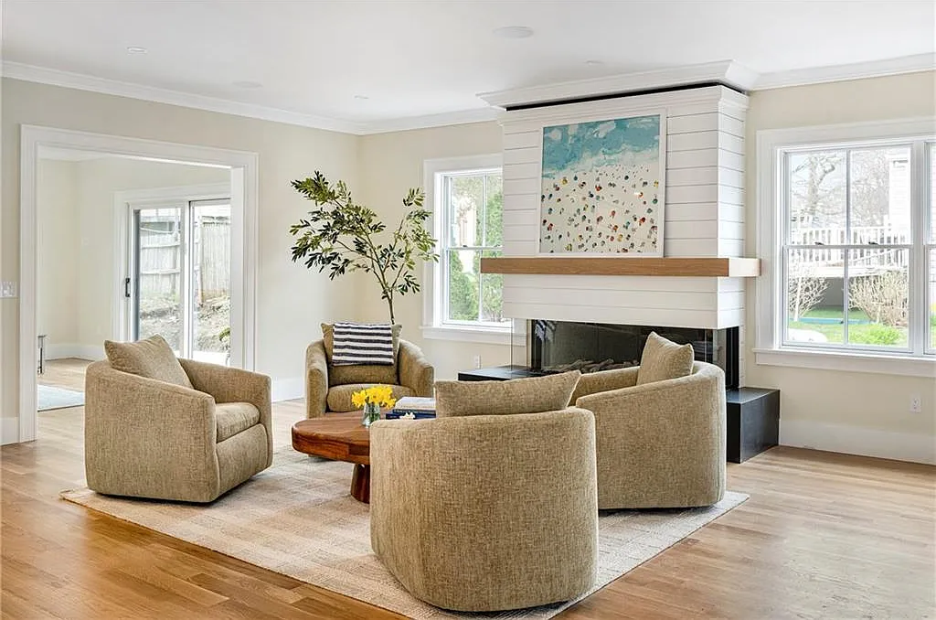 6 bed, 8.0 bath, 4134 sqft, $10,000 — Photo 4