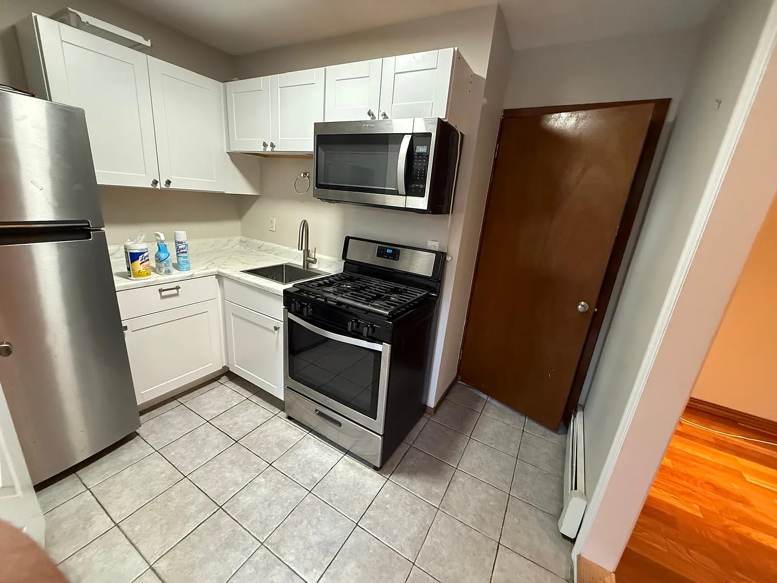 Dorn Pl, Centereach — Photo 1