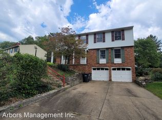 2579 Giant Oaks Dr, Pittsburgh, PA 15241