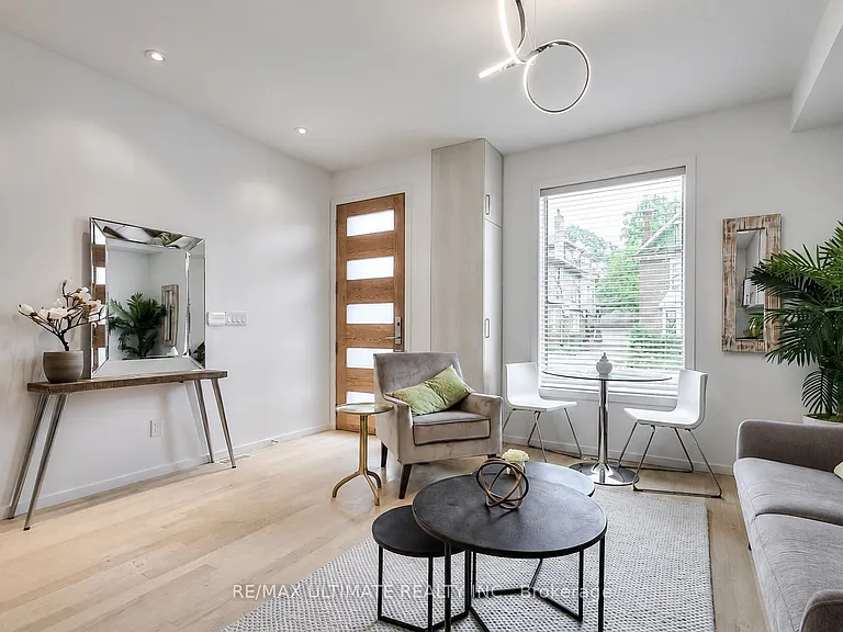 126 Spadina Rd #5 — Photo 6