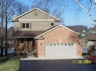 24 Delburne Dr, Davis, IL 61019