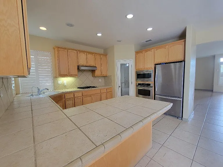 1663 Eucalyptus Ct — Photo 11