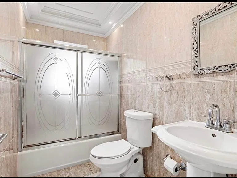 5210 Floridan Ave — Photo 11