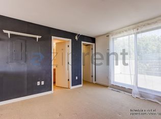 403 Liquid Sugar Dr, Emeryville, CA 94608