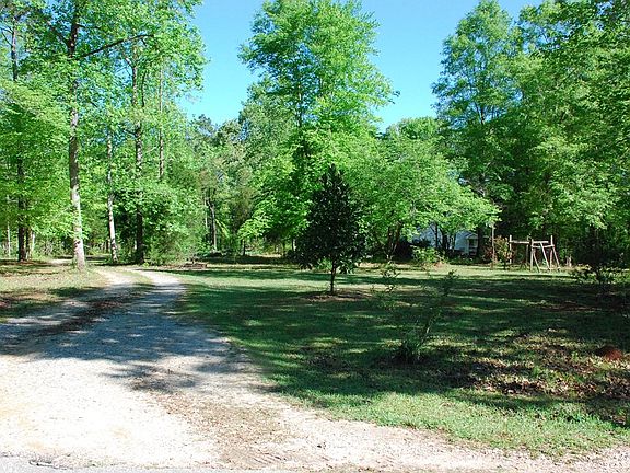 3rd image of 374 Lee Road 747