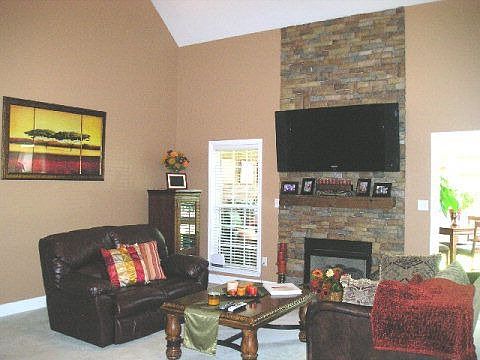 4th image of 311 Gardenia Dr
