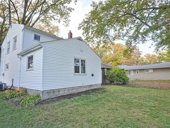 3rd image of 2881 7th St