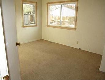 2nd image of 2800 Cascade Ave