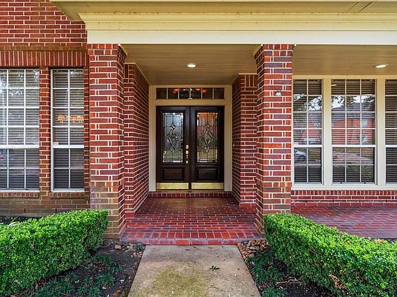 4th image of 22307 Fairbay Dr