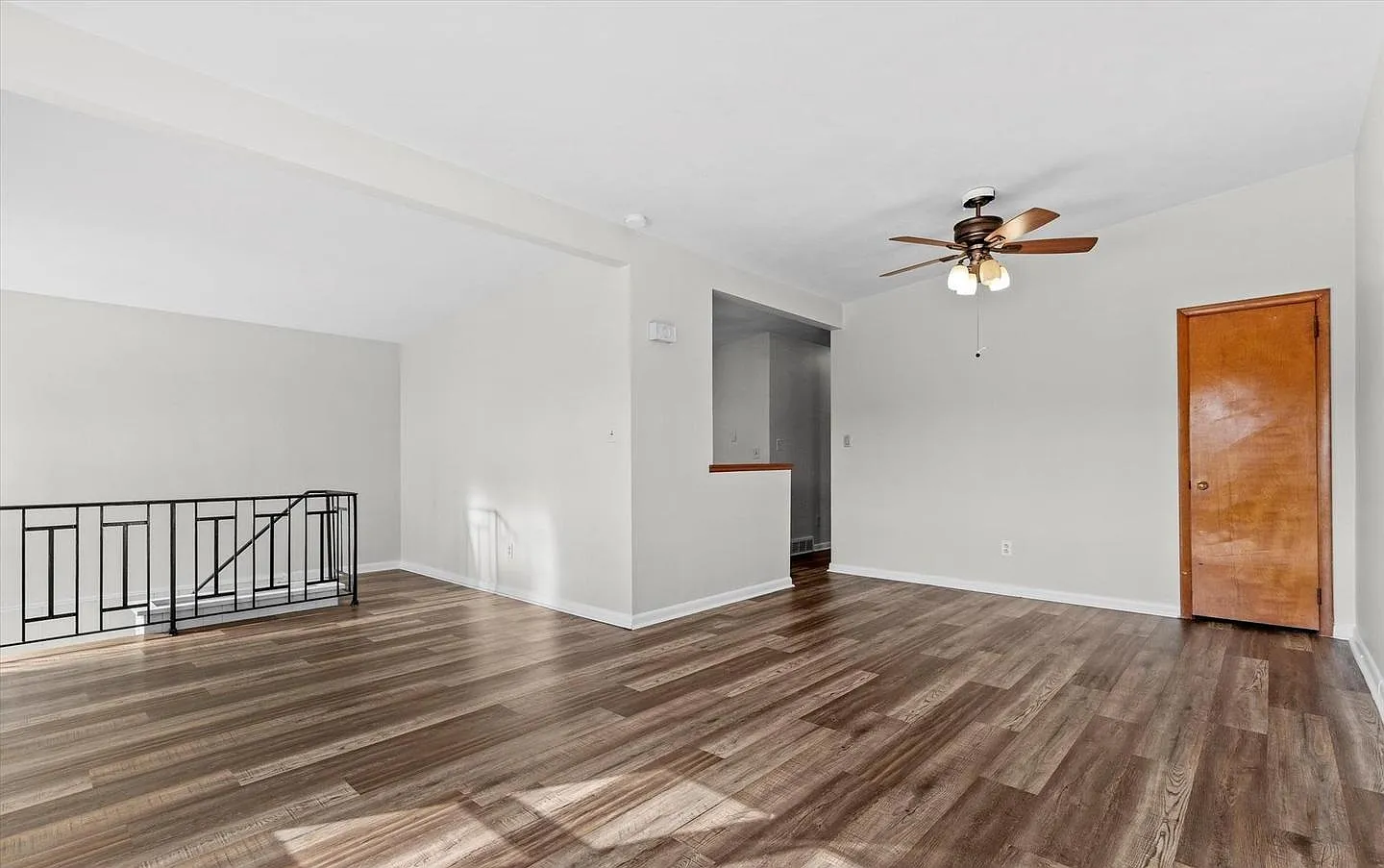 3 bed, 1250 sqft, $1,599 — Photo 4