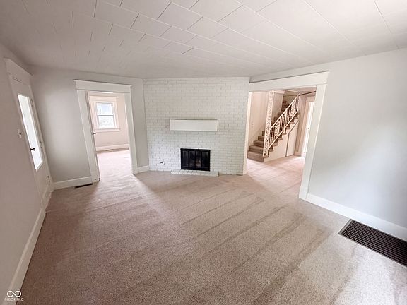 3rd image of 541 E Main St