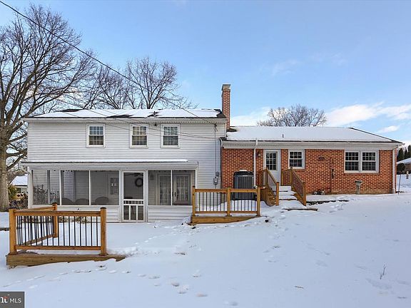 2nd image of 500 Deubler Rd