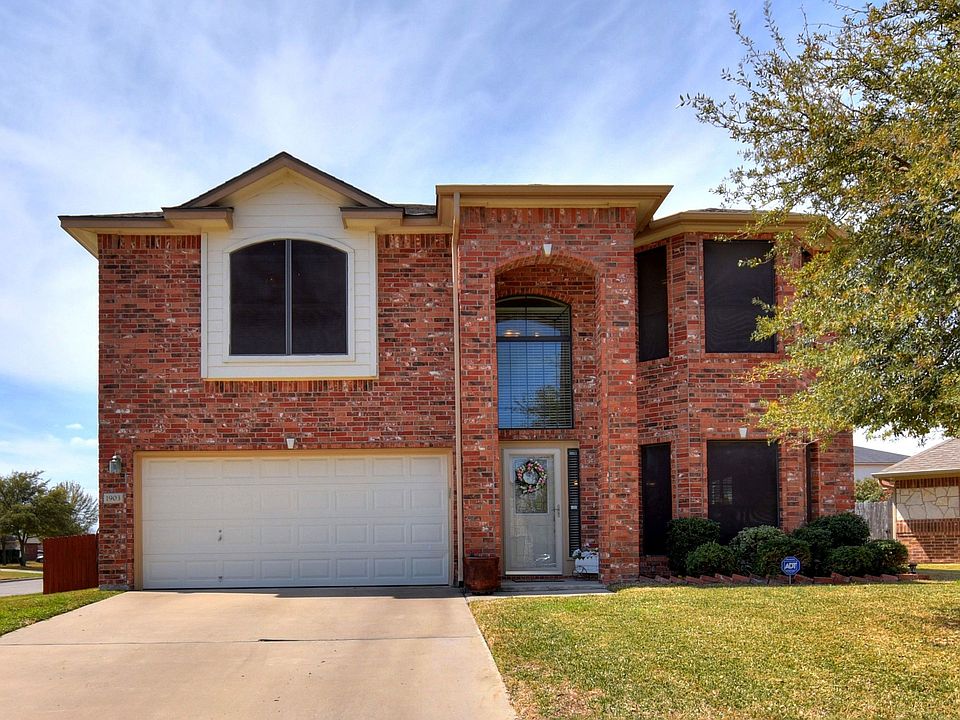 1st image of 1903 Yuma Cir