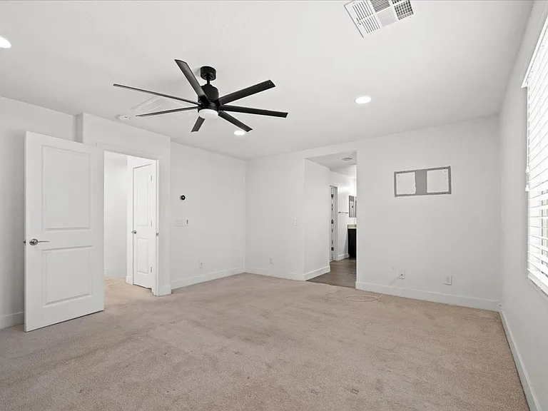 8931 Oreana Peak Ct — Photo 13