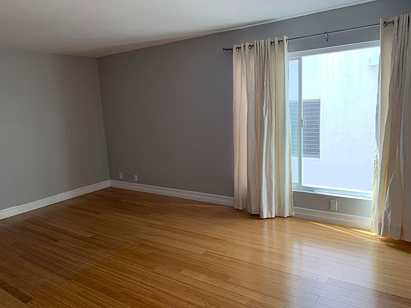 3rd image of 1888 Greenfield Ave APT 203