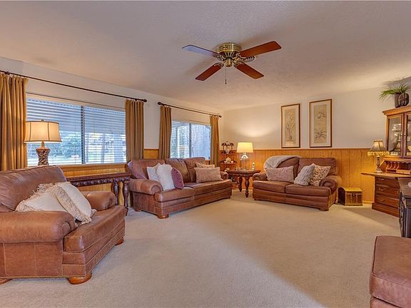 5th image of 1803 Brookview Dr