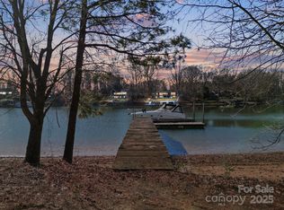 168 Willow Point Rd, Troutman, NC 28166