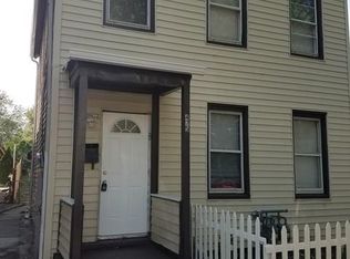 475 Division St, Perth Amboy, NJ 08861