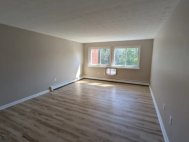 1160-A417 S Main St #1-417 — Photo 6