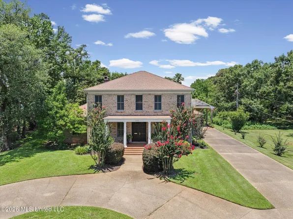 815 Grant Ave, Pascagoula, MS 39567