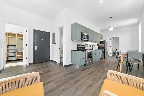 165 N 5th St #301 Photo 1