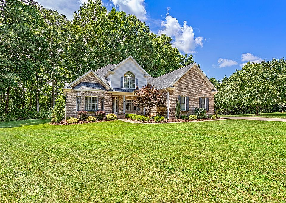 1585 Deer Run Ct, Oak Ridge, NC 27310 Zillow