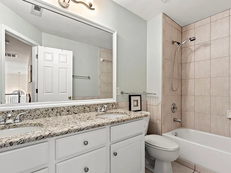 4442 Huntscroft Ln — Photo 16