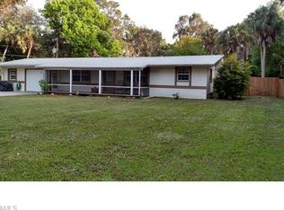870 Ruby Dr, North Fort Myers, FL 33903