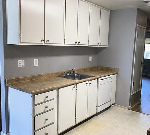 5th image of 3591 Quail Lakes Dr APT 294