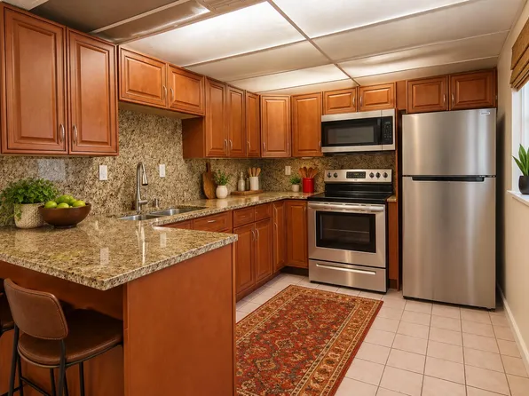 6636 SW 41st Street, Davie, FL 33314