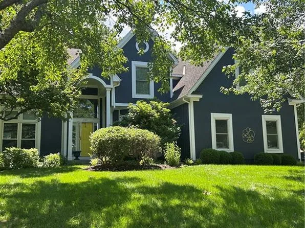 13117 El Monte St, Leawood, KS 66209