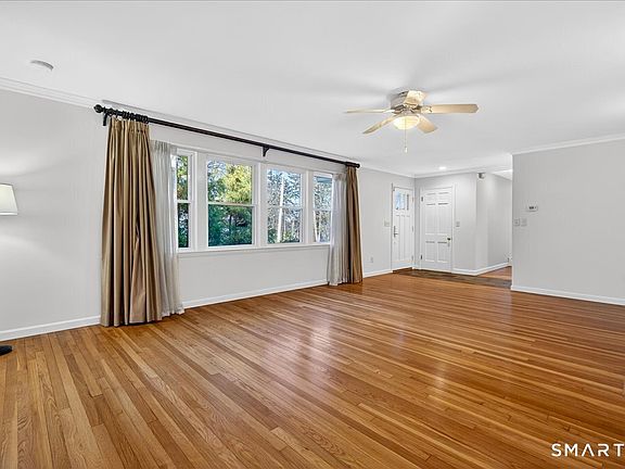 3rd image of 362 Oliver Road