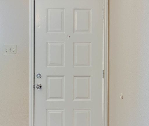 4th image of 2808 Newkirk Ct