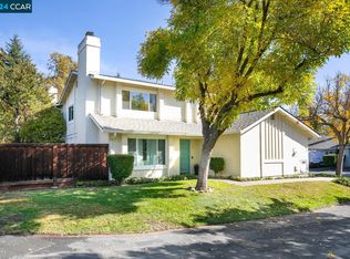 71 Fountainhead Ct, Martinez, CA 94553