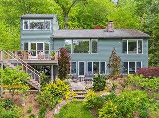 17 Truesdale Lake Dr, New York, NY 10590