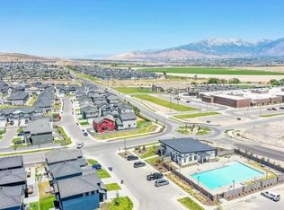 7223 N Hidden Loop Rd, Eagle Mountain, UT 84005