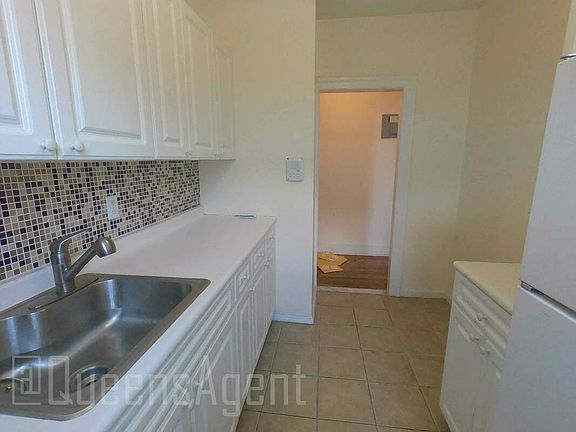 5th image of 32-35 30th St #33B