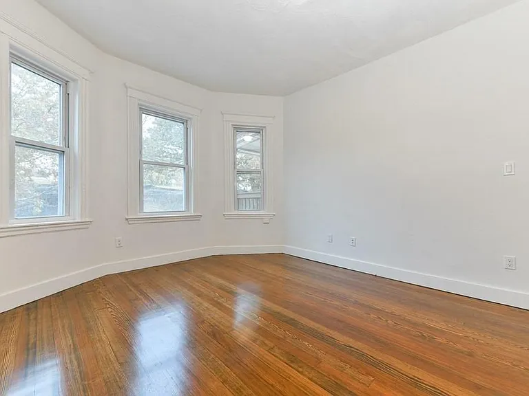 45 Beech Glen St #2 — Photo 17