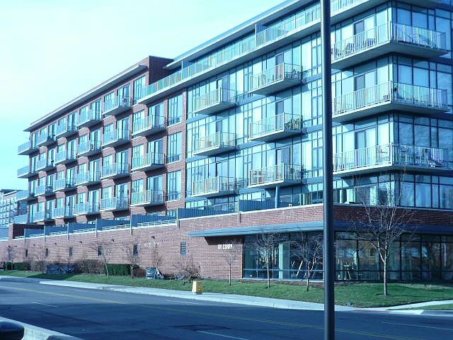 Downtown Royal Oak Loft